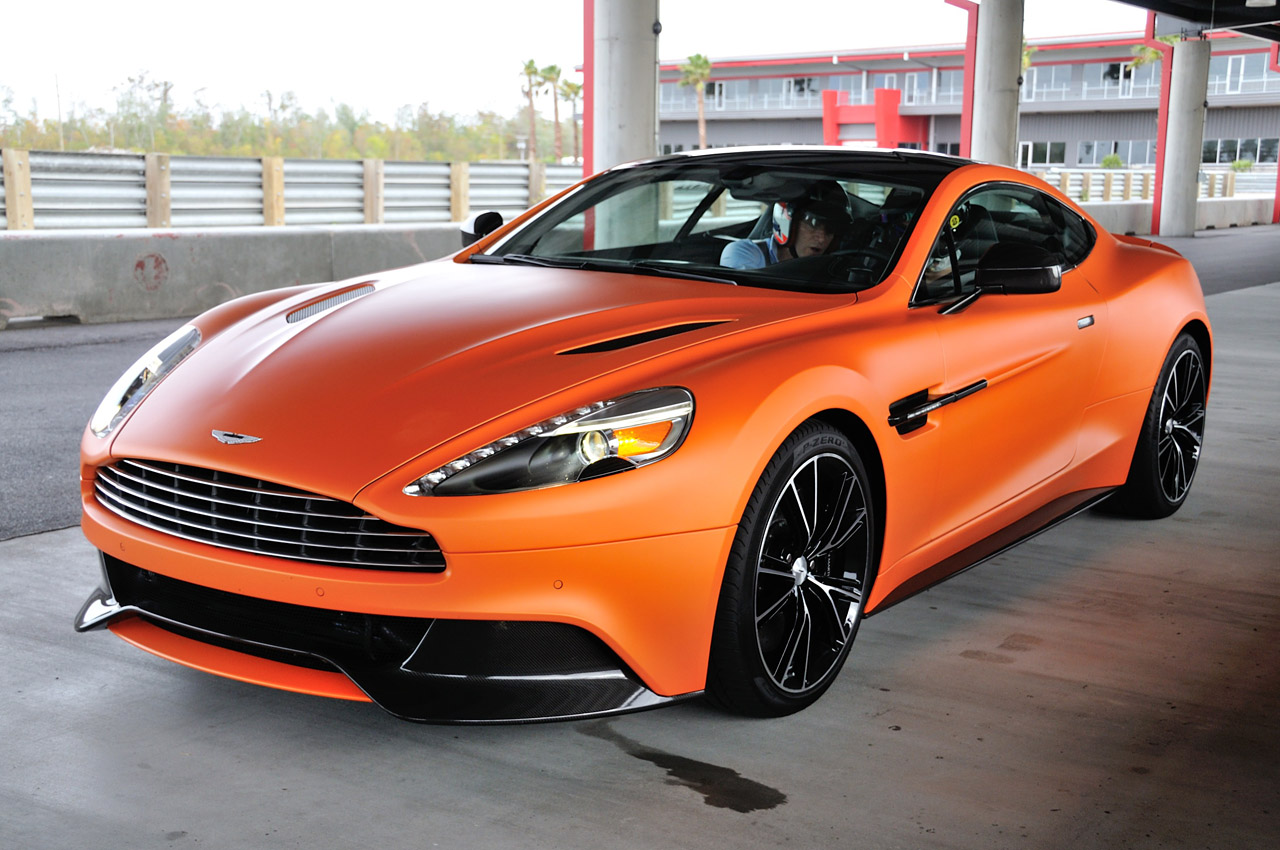 12-2014-aston-martin-vanquish-fd.jpg