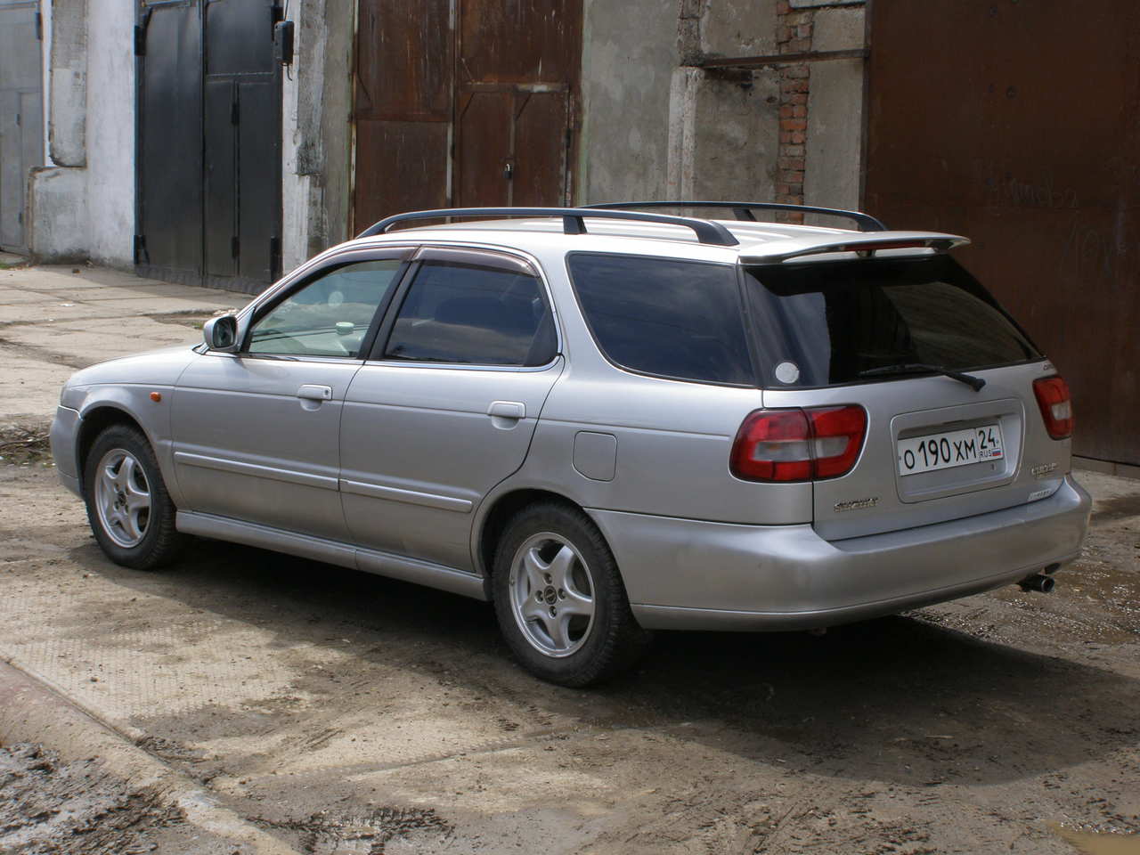 suzuki_cultus_wagon_a1244123409b2742935_5_orig.jpg