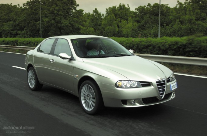 ALFAROMEO156-medium-15_4.jpg