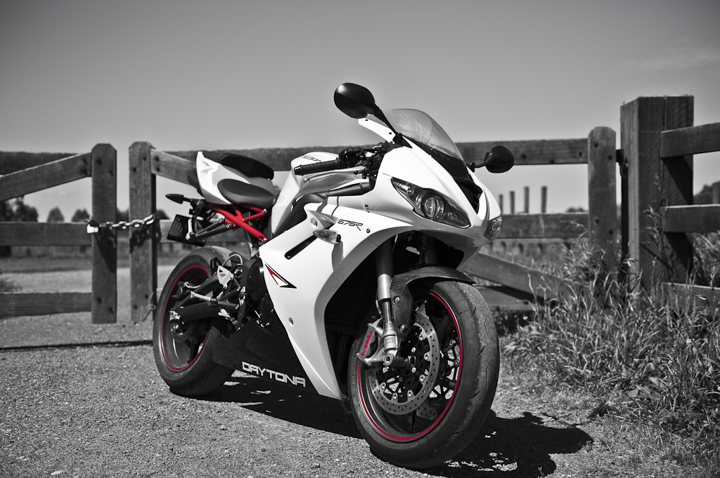 Povey_Triumph_675R_Facebook-7.jpg