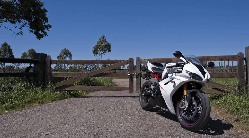 Povey_Triumph_675R_Facebook-4.jpg